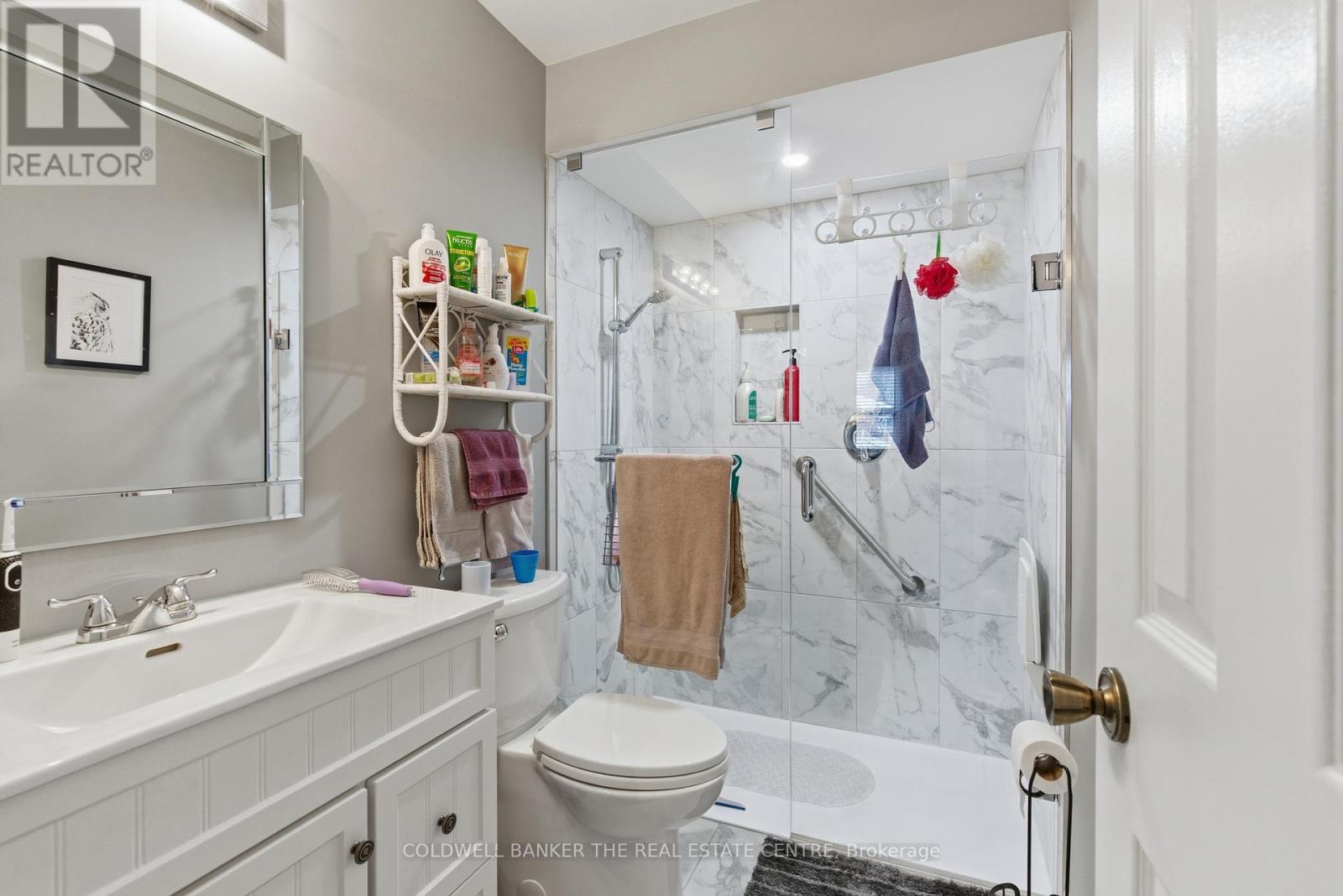 796 Shanahan Boulevard, Newmarket, Ontario  L3X 1P9 - Photo 12 - N12702622