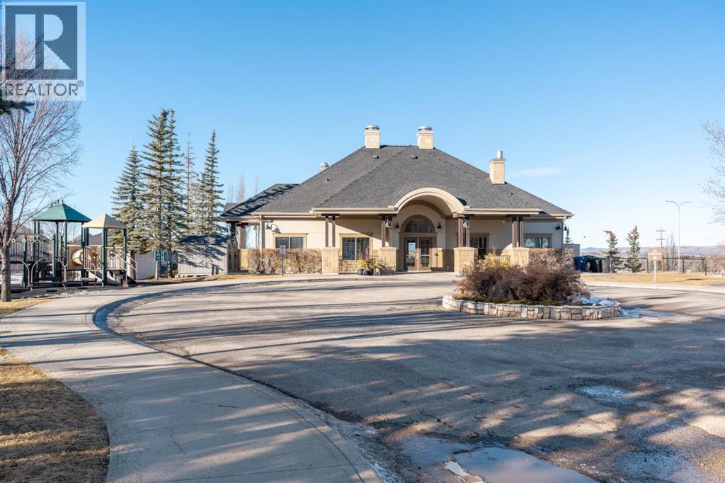 104 Crestridge Common Sw, Calgary, Alberta  T3B 6J5 - Photo 40 - A2279134