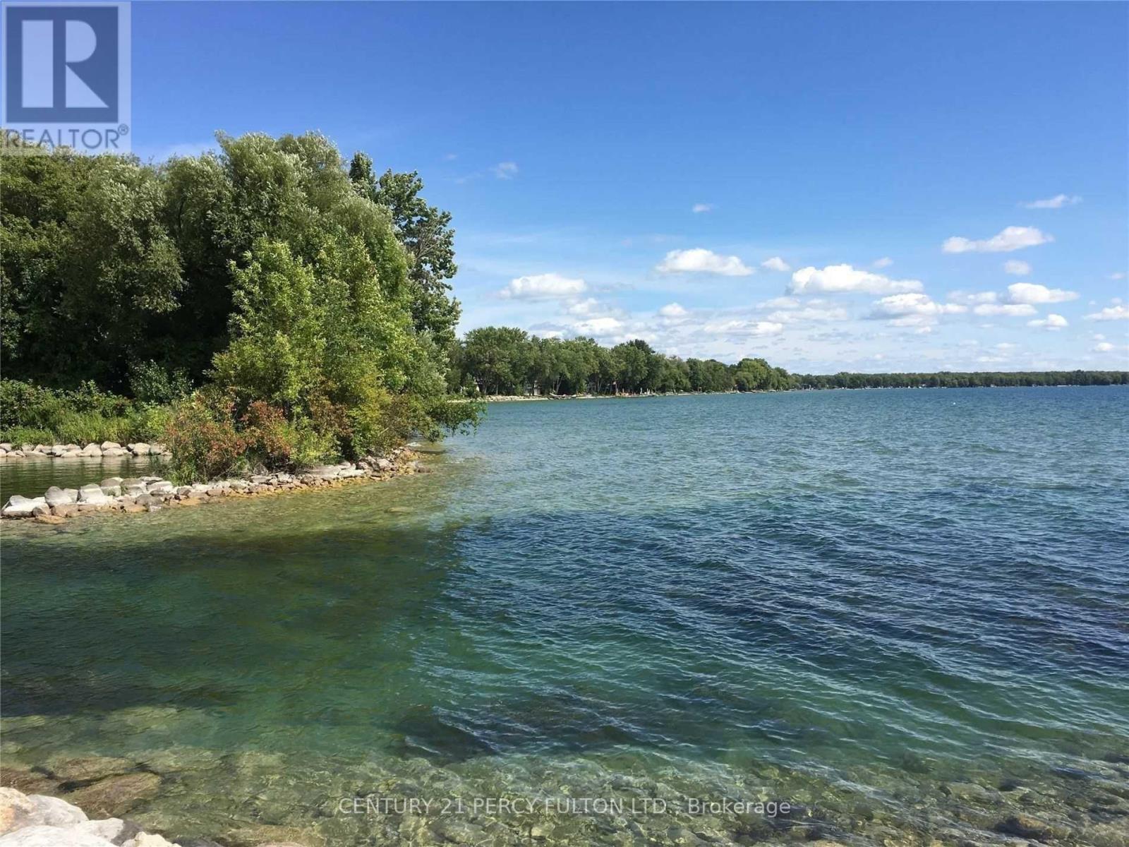 81 Bayshore Drive, Ramara, Ontario  L0K 1B0 - Photo 12 - S12702456