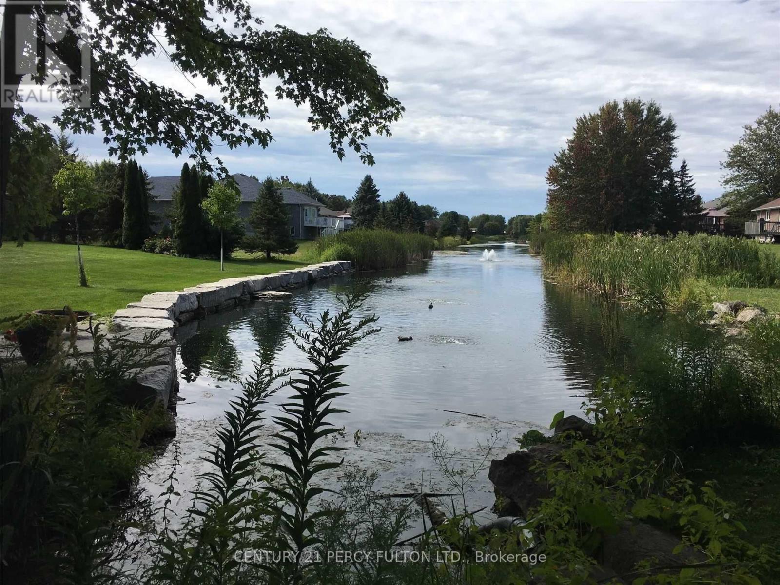 81 Bayshore Drive, Ramara, Ontario  L0K 1B0 - Photo 9 - S12702456