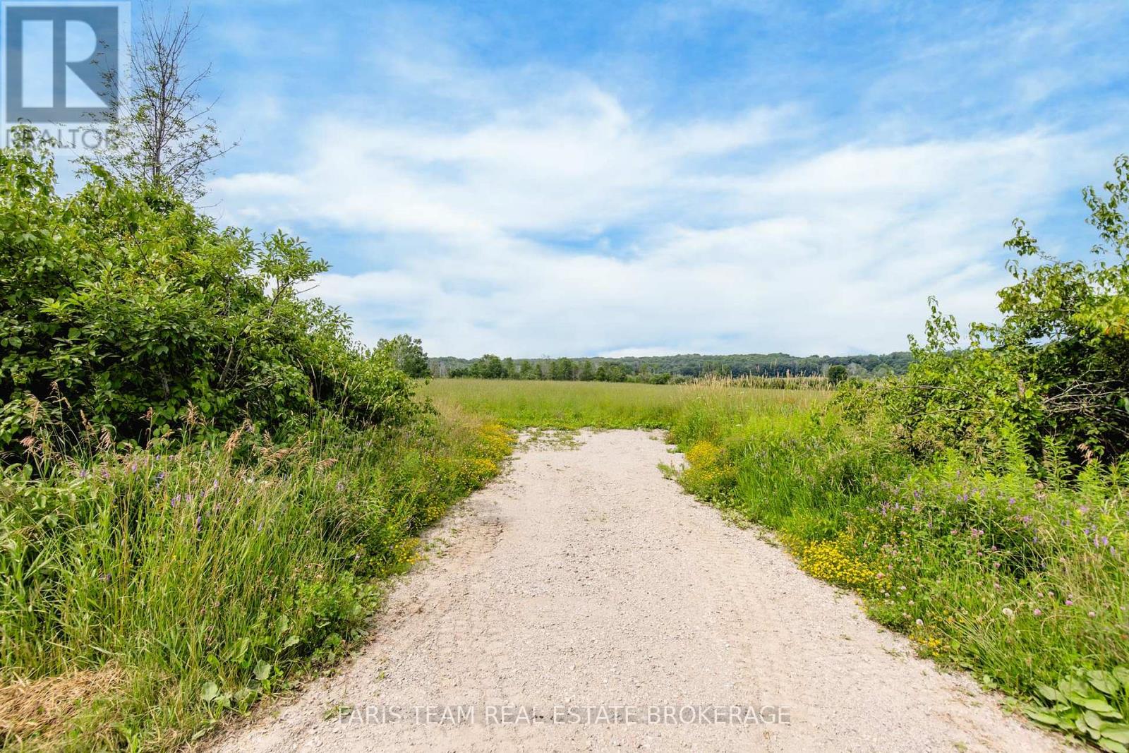 570 Curry Road, Penetanguishene, Ontario  L9M 2C8 - Photo 5 - S12702470