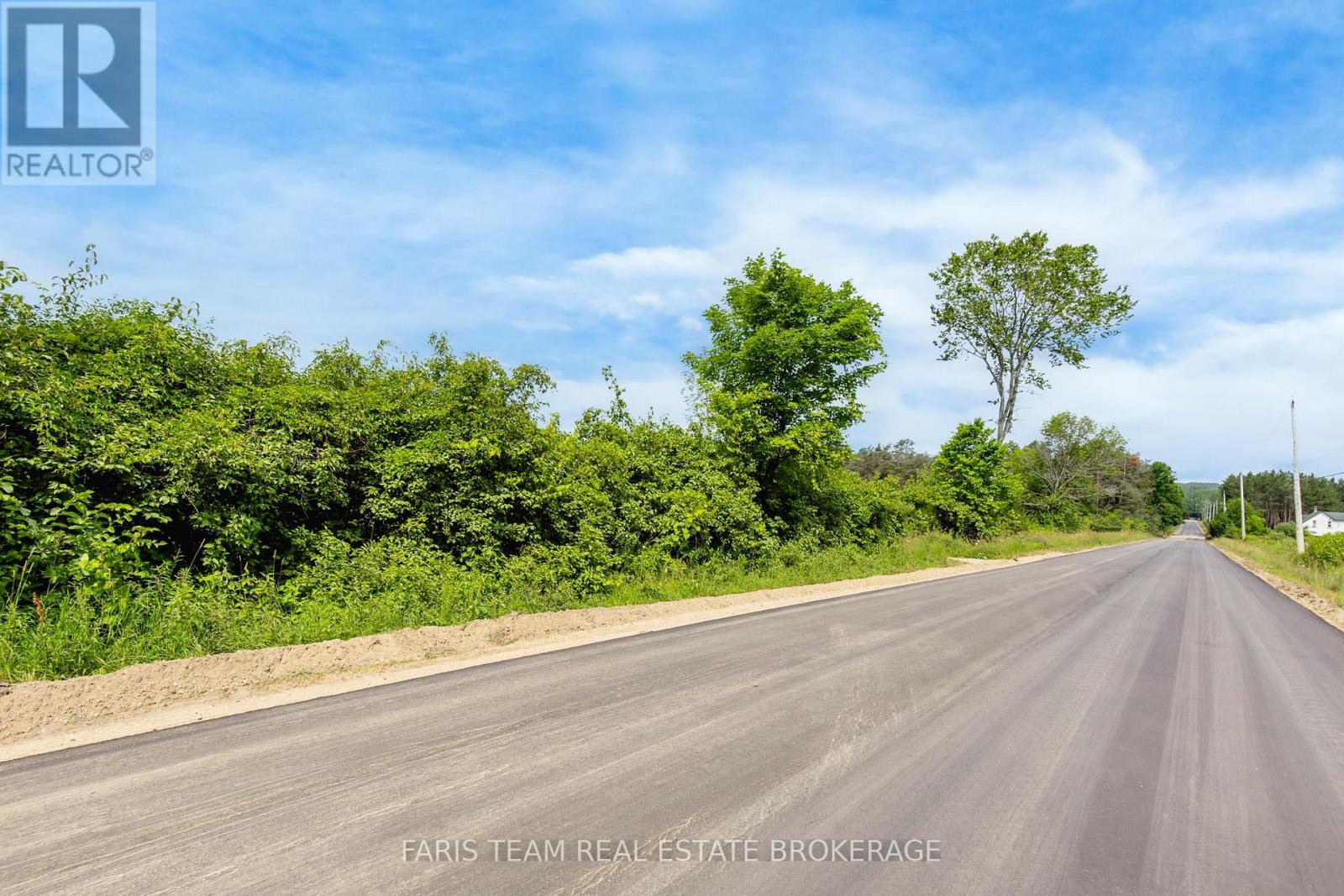 584 Curry Road, Penetanguishene, Ontario  L9M 2C8 - Photo 4 - S12702620