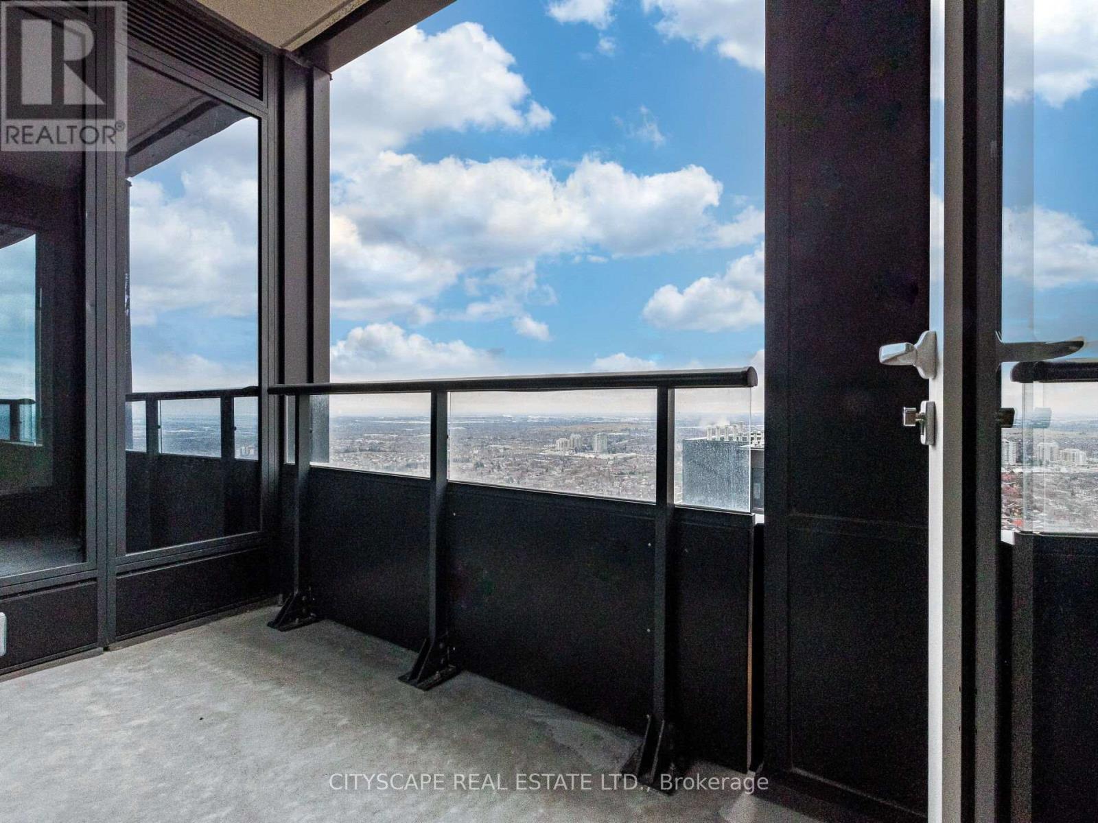 4112 - 395 Square One Drive, Mississauga, Ontario  L5B 0C6 - Photo 20 - W12702374