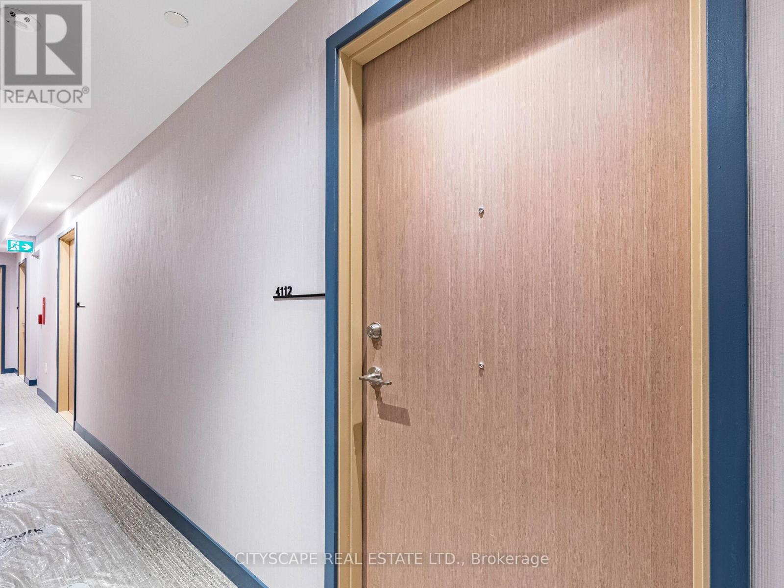 4112 - 395 Square One Drive, Mississauga, Ontario  L5B 0C6 - Photo 6 - W12702374