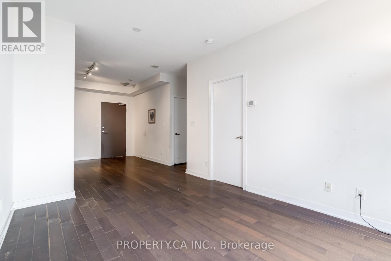 2004 - 4099 Brickstone Mews, Mississauga, Ontario  L5B 0G2 - Photo 10 - W12702428