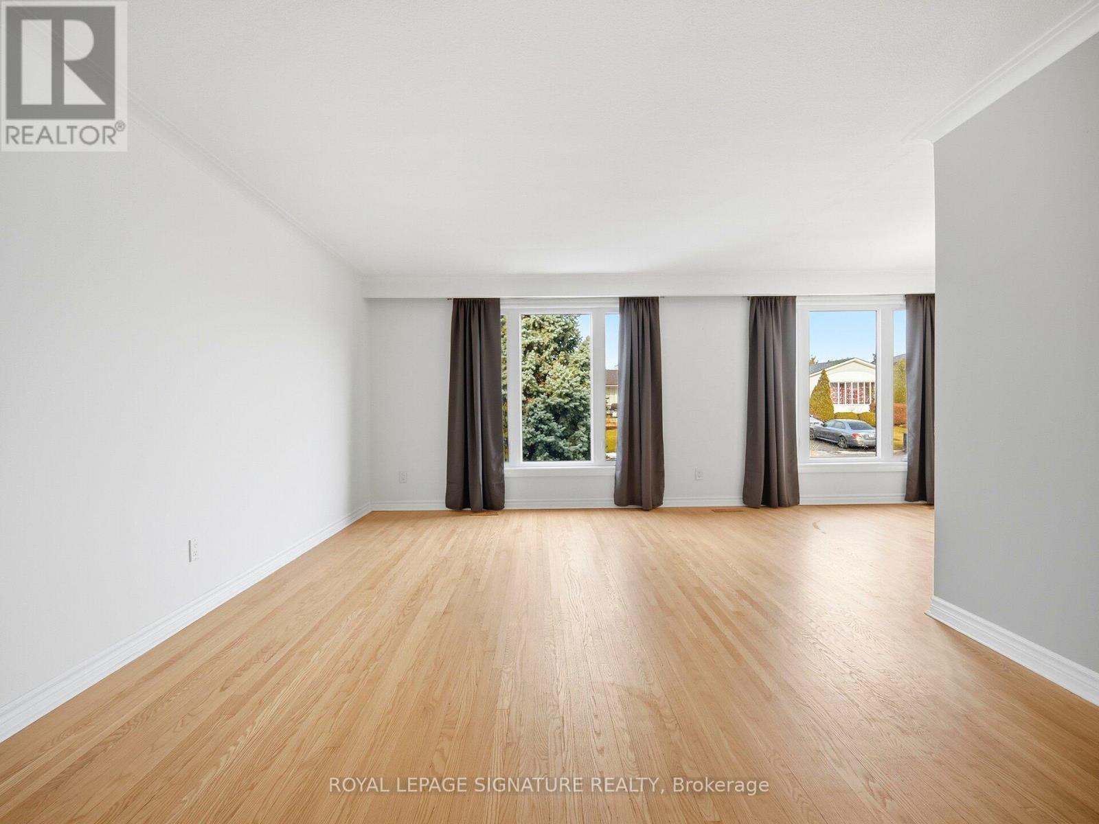 23 Caldwell Crescent, Brampton, Ontario  L6W 1A2 - Photo 10 - W12702434