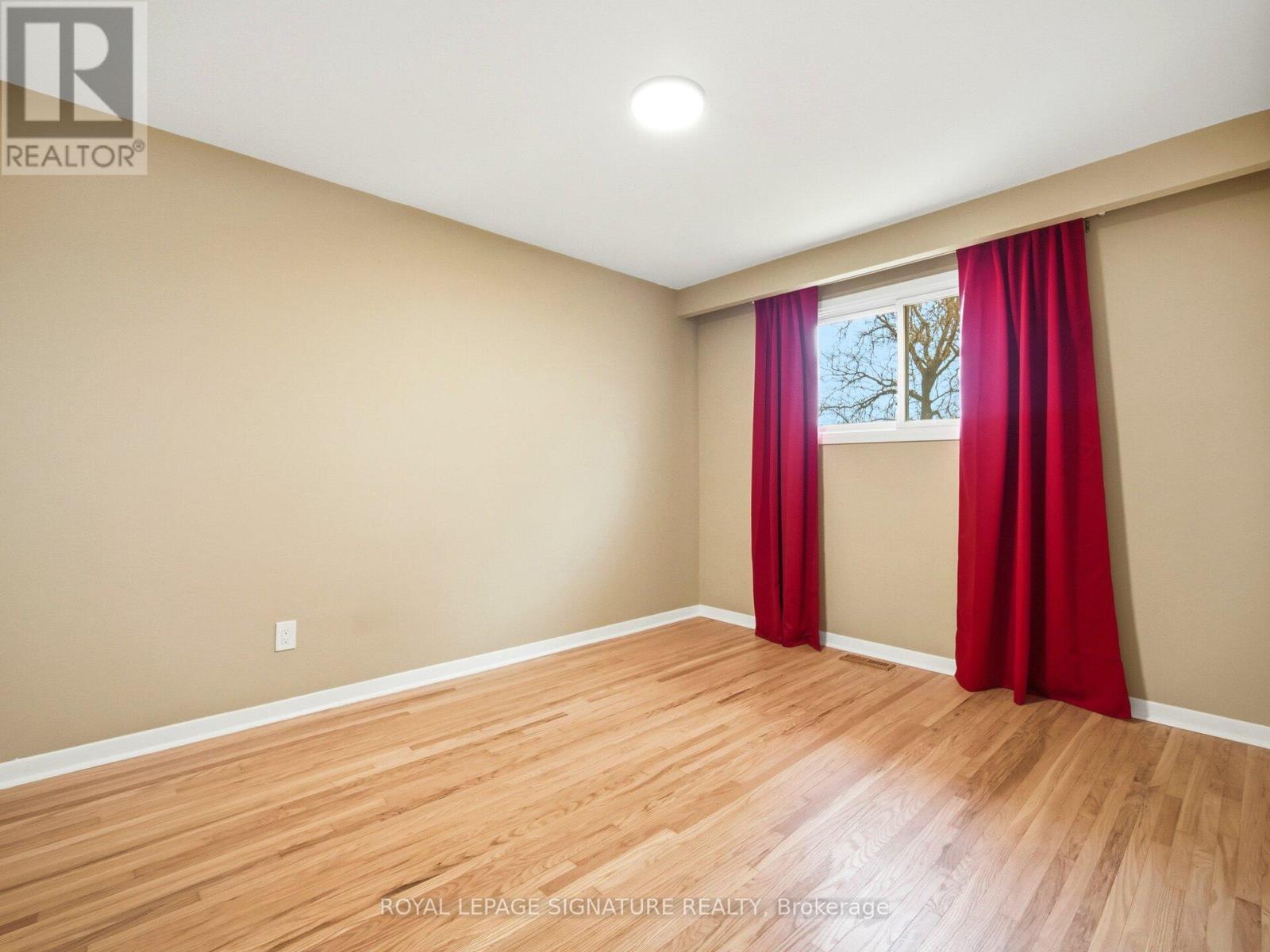 23 Caldwell Crescent, Brampton, Ontario  L6W 1A2 - Photo 21 - W12702434