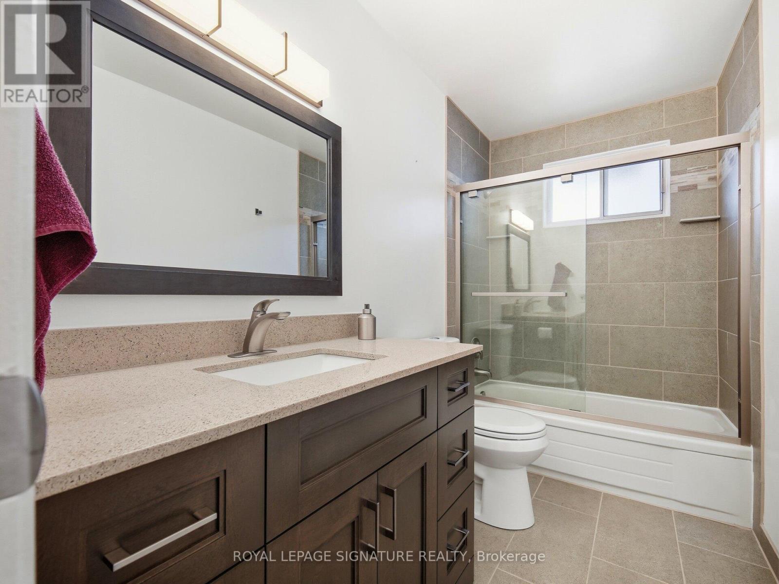 23 Caldwell Crescent, Brampton, Ontario  L6W 1A2 - Photo 29 - W12702434