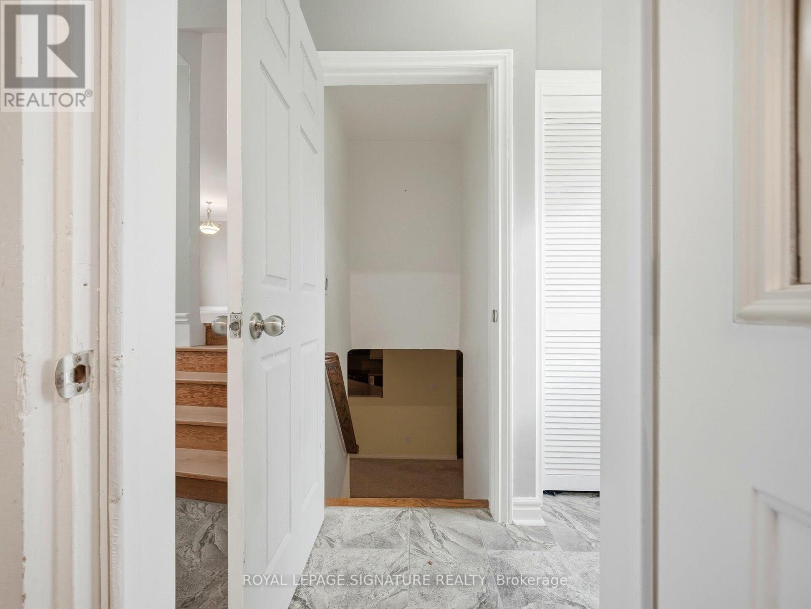 23 Caldwell Crescent, Brampton, Ontario  L6W 1A2 - Photo 30 - W12702434