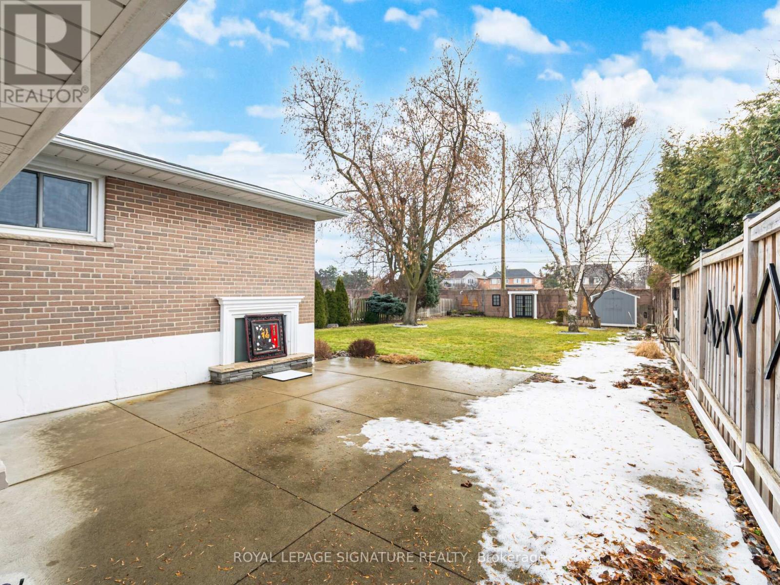 23 Caldwell Crescent, Brampton, Ontario  L6W 1A2 - Photo 47 - W12702434