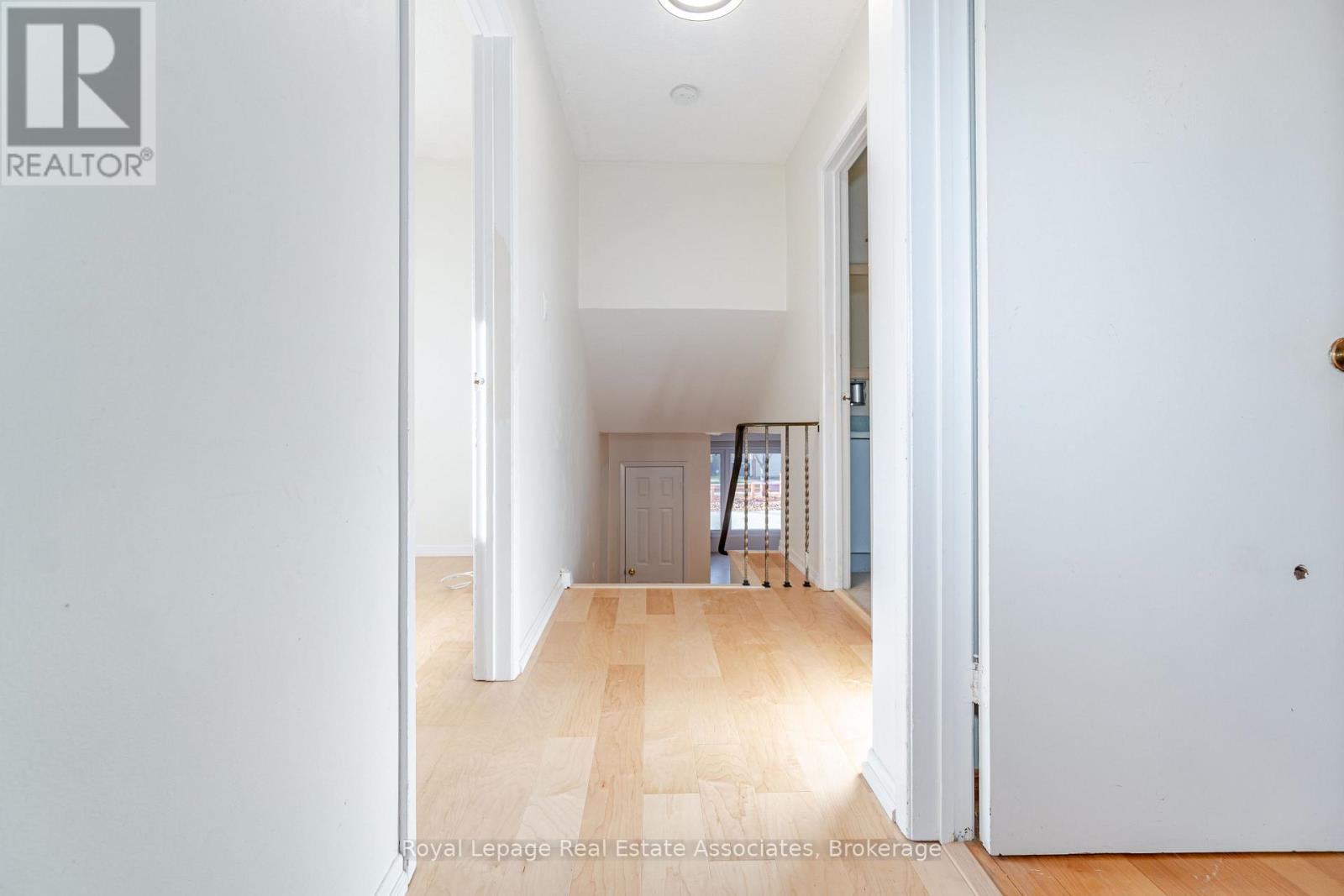 3301 Tallmast Crescent, Mississauga, Ontario  L5L 1K1 - Photo 15 - W12702494