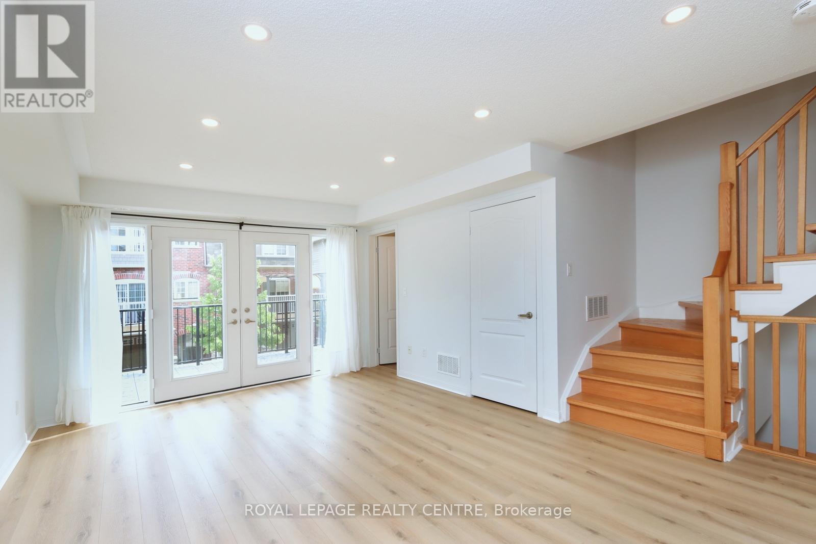 4 - 3135 Boxford Crescent, Mississauga, Ontario  L5M 0X1 - Photo 10 - W12702532