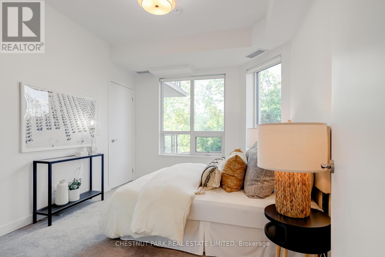 205 - 840 Queens Plate Drive, Toronto, Ontario  M9W 0E7 - Photo 13 - W12702534