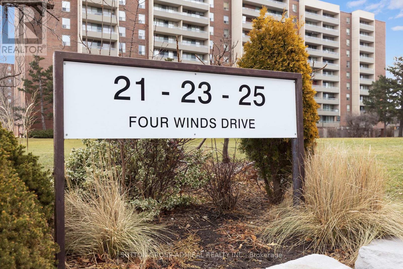 712 - 25 Four Winds Drive, Toronto, Ontario  M3J 1K8 - Photo 27 - W12702538