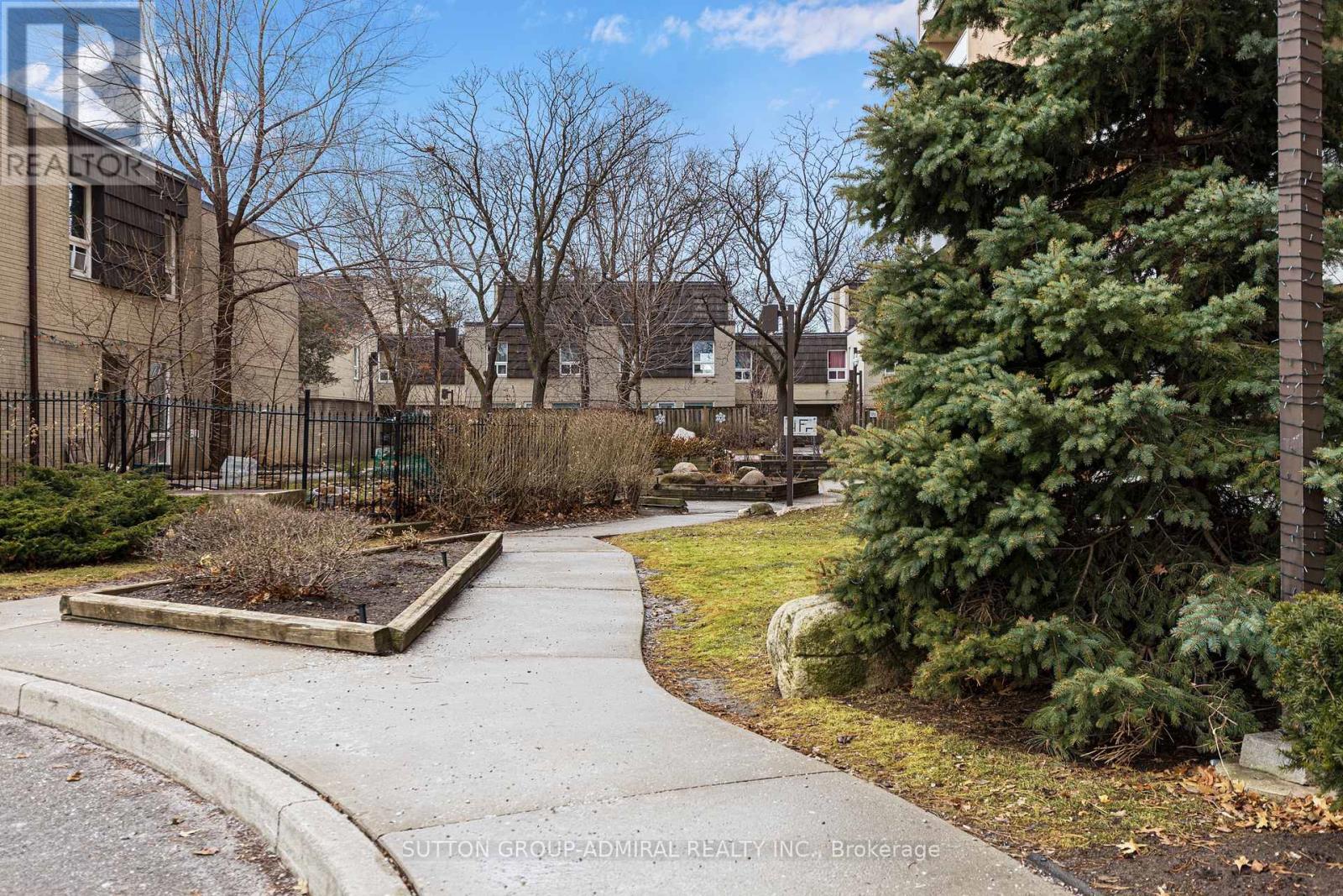 712 - 25 Four Winds Drive, Toronto, Ontario  M3J 1K8 - Photo 32 - W12702538