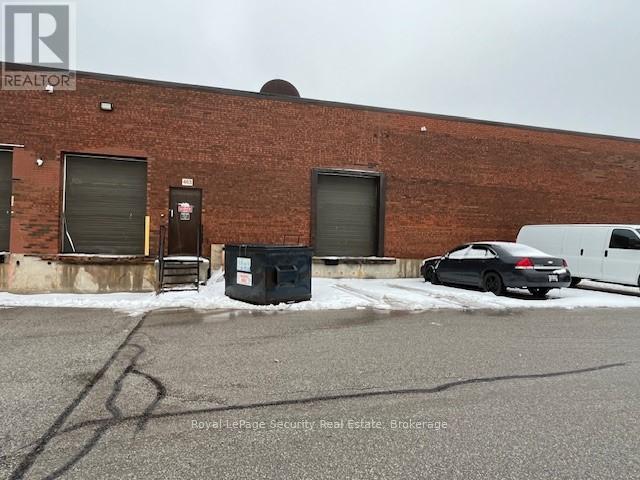 463 Fenmar Drive, Toronto, Ontario  M9L 2R6 - Photo 2 - W12702540