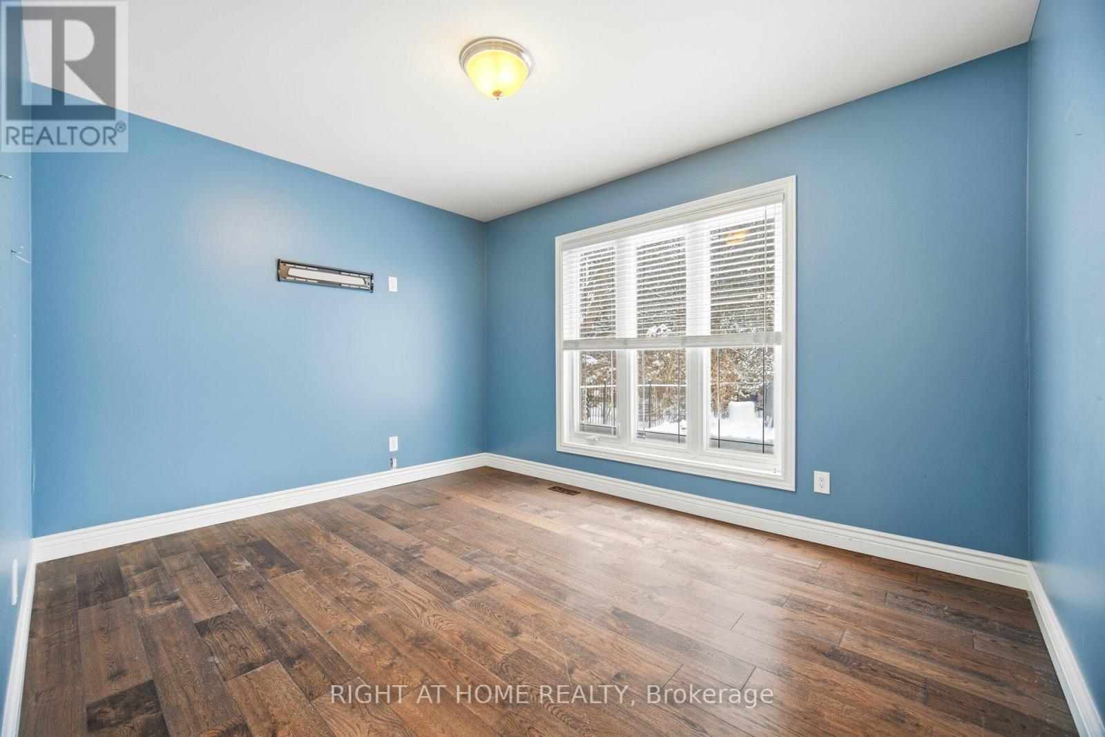 1340 Greeneagle Drive, Oakville, Ontario  L6M 2M9 - Photo 19 - W12702614