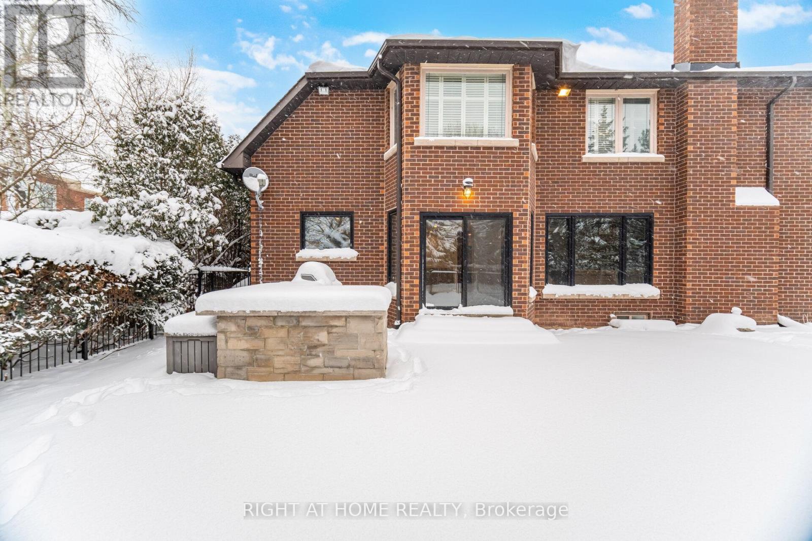 1340 Greeneagle Drive, Oakville, Ontario  L6M 2M9 - Photo 40 - W12702614