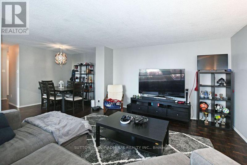 609 - 3700 Kaneff Crescent, Mississauga, Ontario  L5A 4B8 - Photo 11 - W12702618