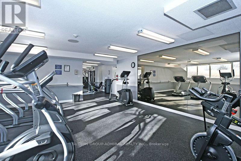 609 - 3700 Kaneff Crescent, Mississauga, Ontario  L5A 4B8 - Photo 31 - W12702618