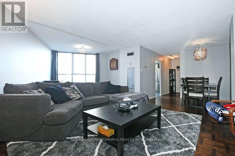 609 - 3700 Kaneff Crescent, Mississauga, Ontario  L5A 4B8 - Photo 8 - W12702618