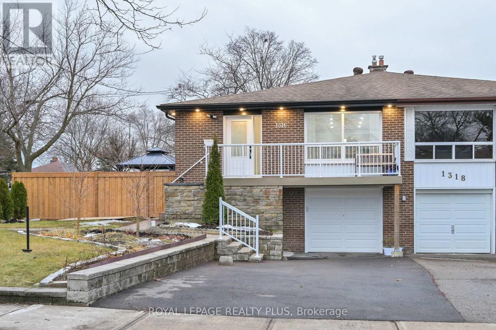 1316 ERINMORE DRIVE, Mississauga, Ontario