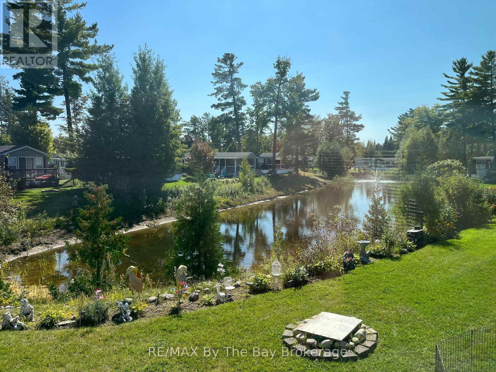 15 Kenora Trail, Wasaga Beach, Ontario  L9Z 1X7 - Photo 35 - S12702762