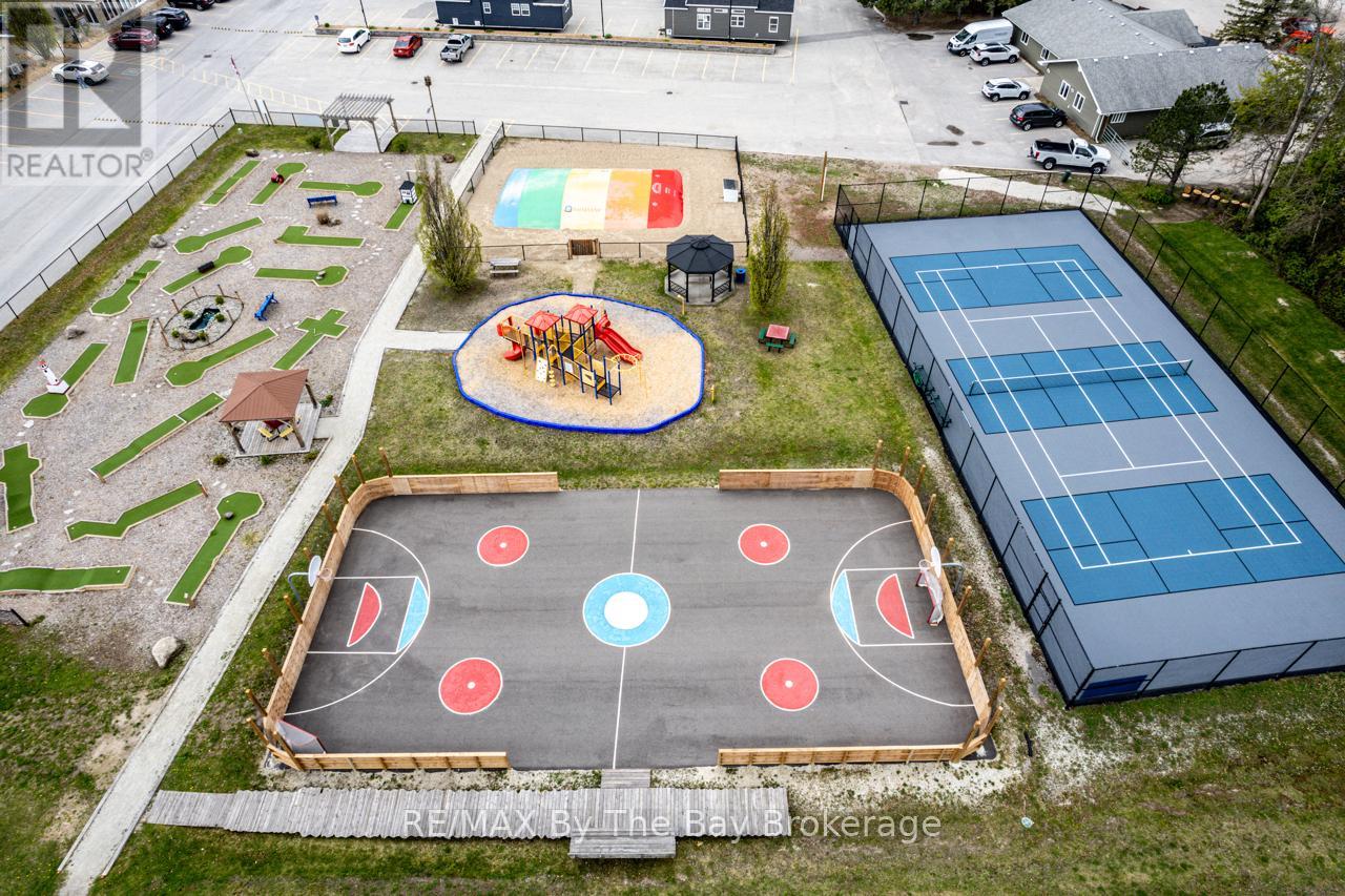 15 Kenora Trail, Wasaga Beach, Ontario  L9Z 1X7 - Photo 38 - S12702762