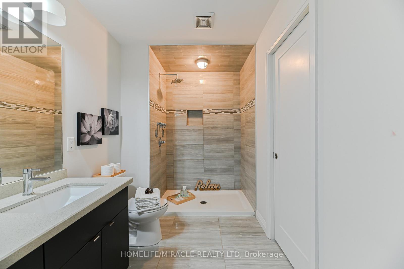 15 - 35 Midhurst Heights, Hamilton, Ontario  L8J 0K9 - Photo 24 - X12702382