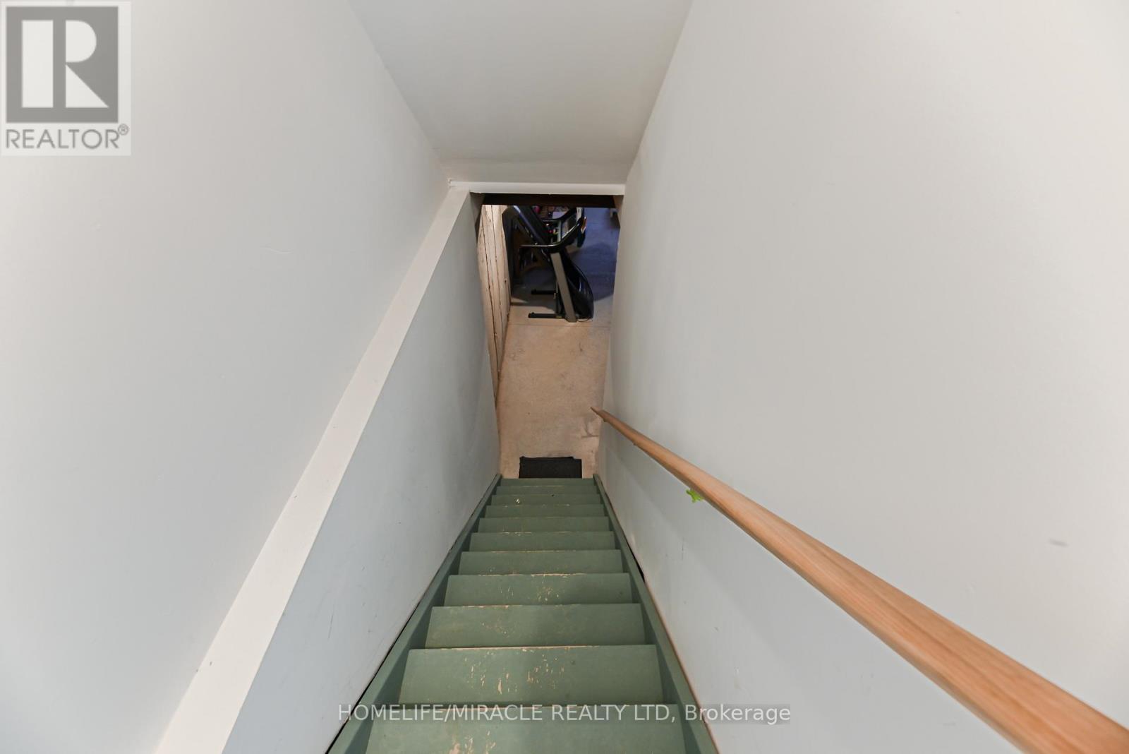 15 - 35 Midhurst Heights, Hamilton, Ontario  L8J 0K9 - Photo 28 - X12702382