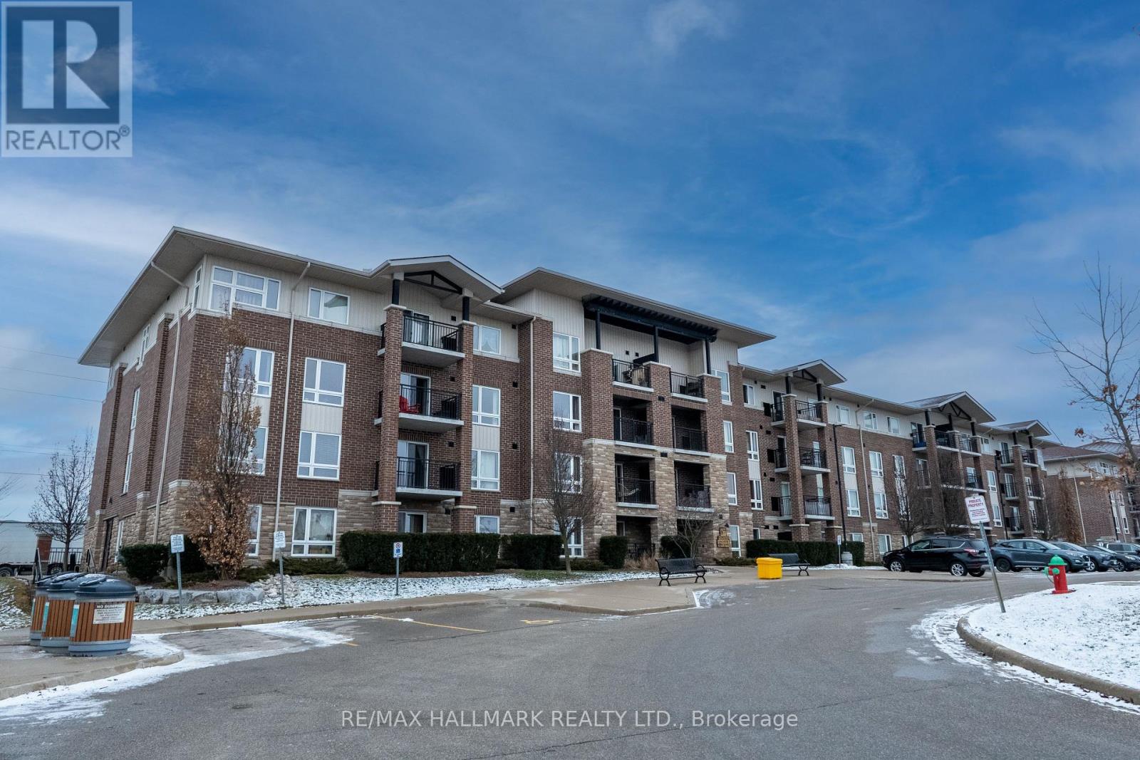 214 - 67 KINGSBURY SQUARE, Guelph, Ontario