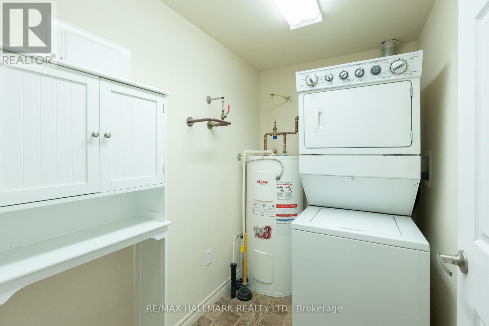 214 - 67 Kingsbury Square, Guelph, Ontario  N1L 0L3 - Photo 14 - X12702492