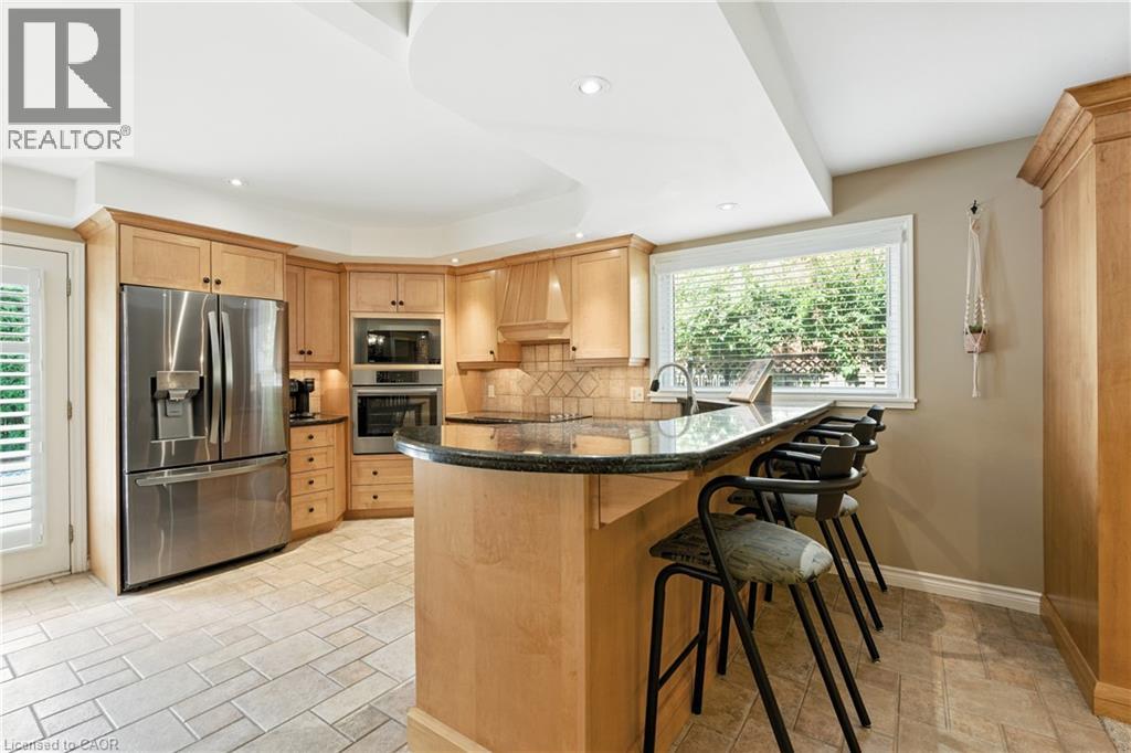 6 Lilac Court, Ancaster, Ontario  L9G 4E3 - Photo 13 - 40799019