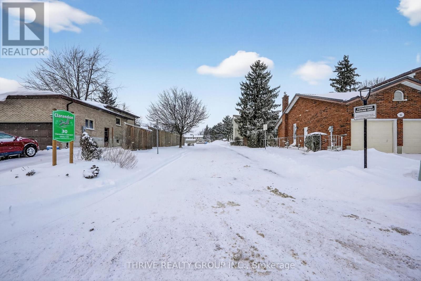 47 - 30 Clarendon Crescent, London South, Ontario  N6C 5Y2 - Photo 45 - X12702694