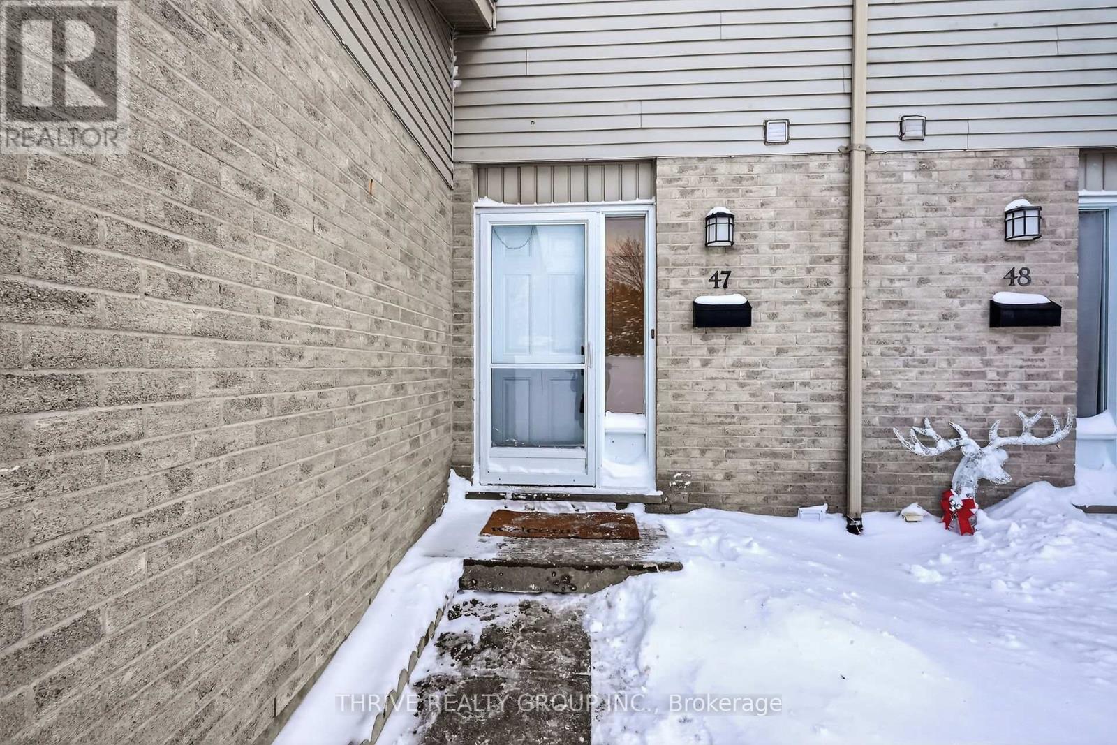 47 - 30 Clarendon Crescent, London South, Ontario  N6C 5Y2 - Photo 5 - X12702694