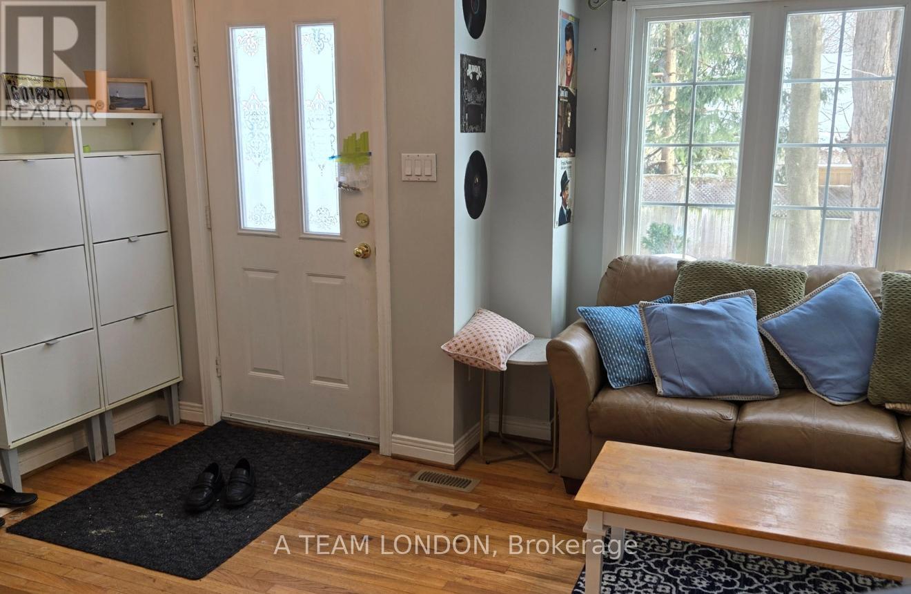 3 - 39 Regina Street, London East (East F), Ontario  N5Y 3B6 - Photo 4 - X12702784