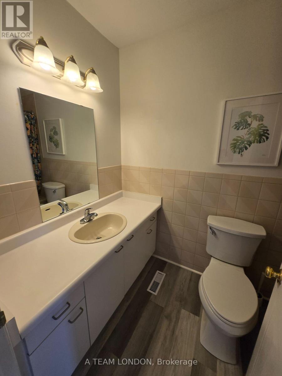 4 - 39 Regina Street, London East (East F), Ontario  N5Y 3B6 - Photo 15 - X12702786