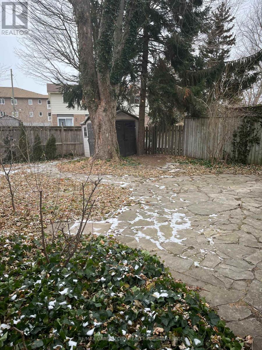 42 Oakmeadow Place, St. Catharines, Ontario  L2N 5X7 - Photo 17 - X12613510