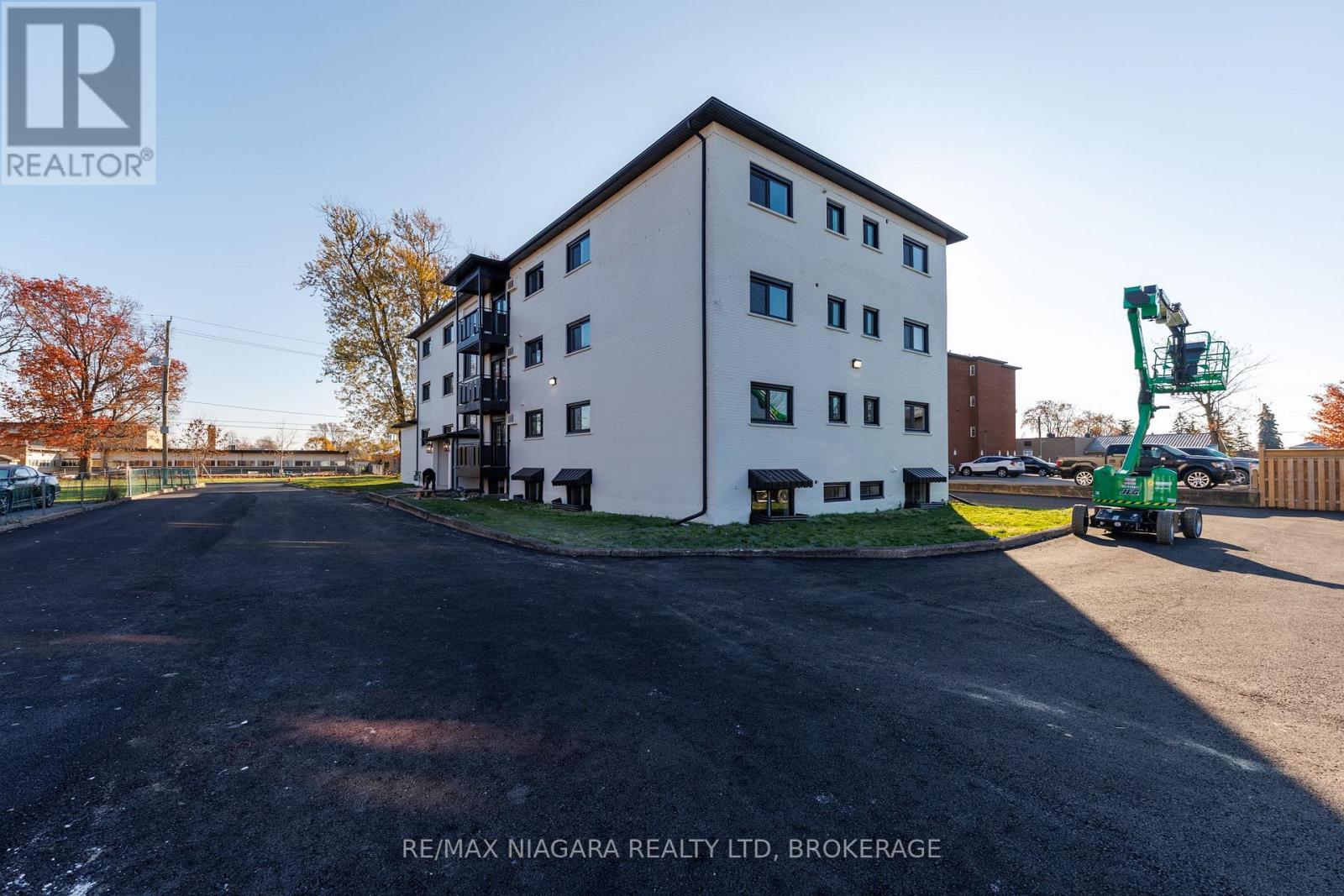 Unit 11 - 141 Plymouth Road, Welland (Lincoln/crowland), Ontario  L3B 3C8 - Photo 13 - X12702774