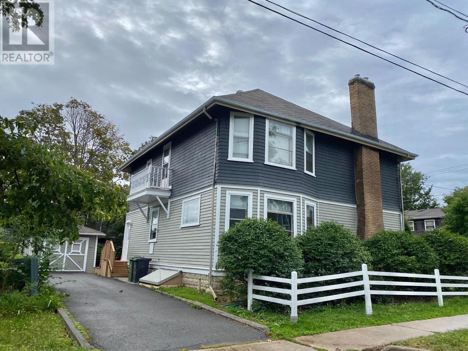 200 Hillsborough Street, Charlottetown, Prince Edward Island  C1A 4W9 - Photo 2 - 202600947