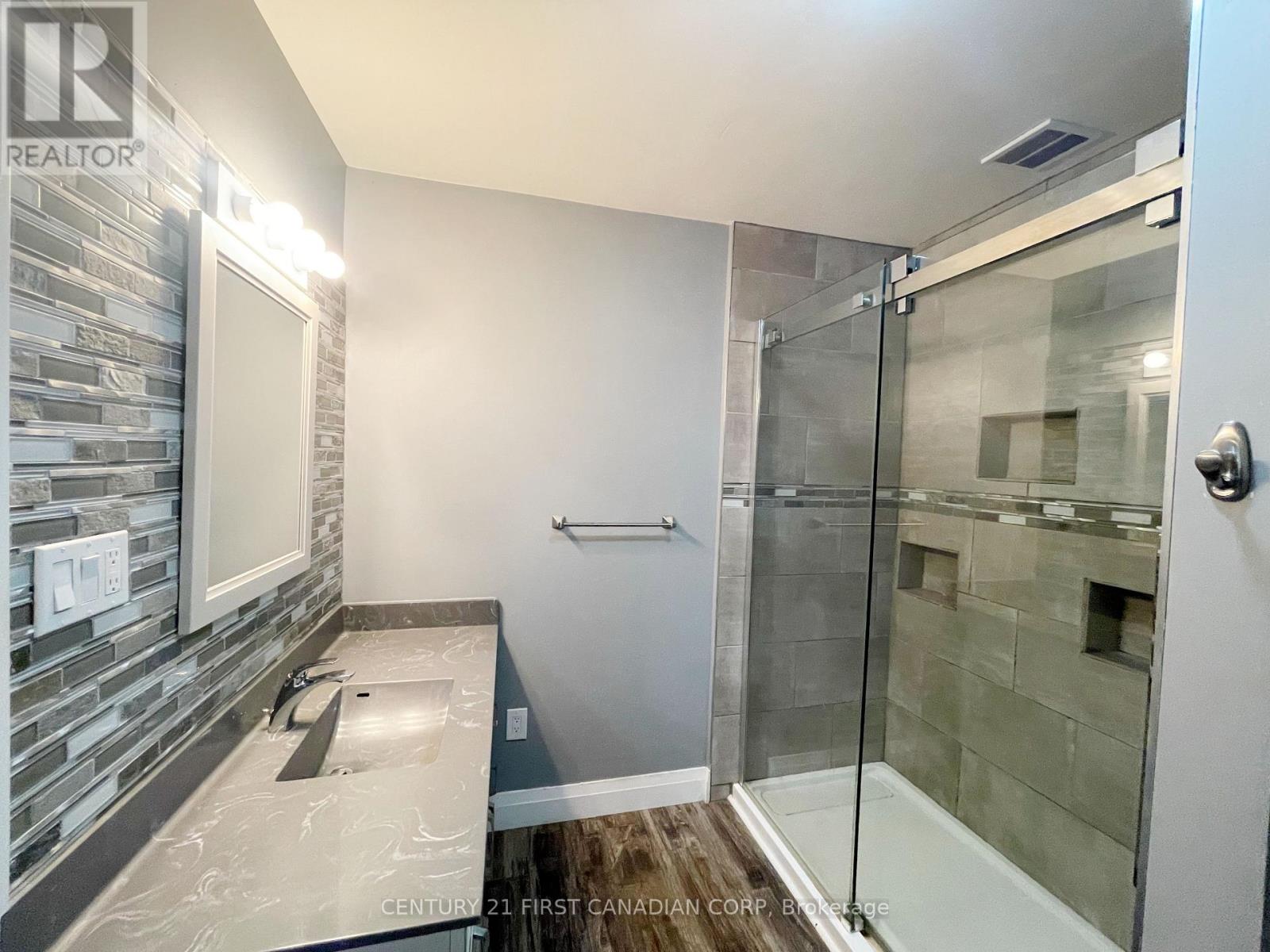 64 Edward Street, St. Thomas, Ontario  N5P 1Y6 - Photo 16 - X12702524