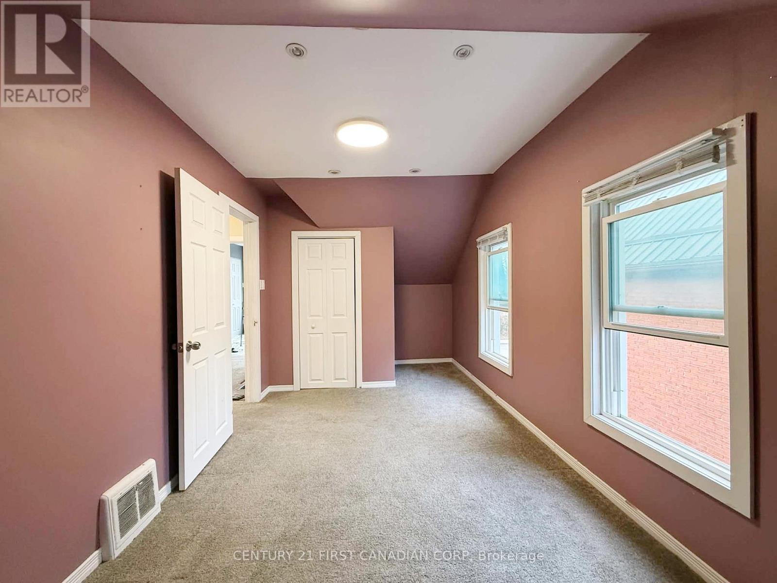 64 Edward Street, St. Thomas, Ontario  N5P 1Y6 - Photo 21 - X12702524