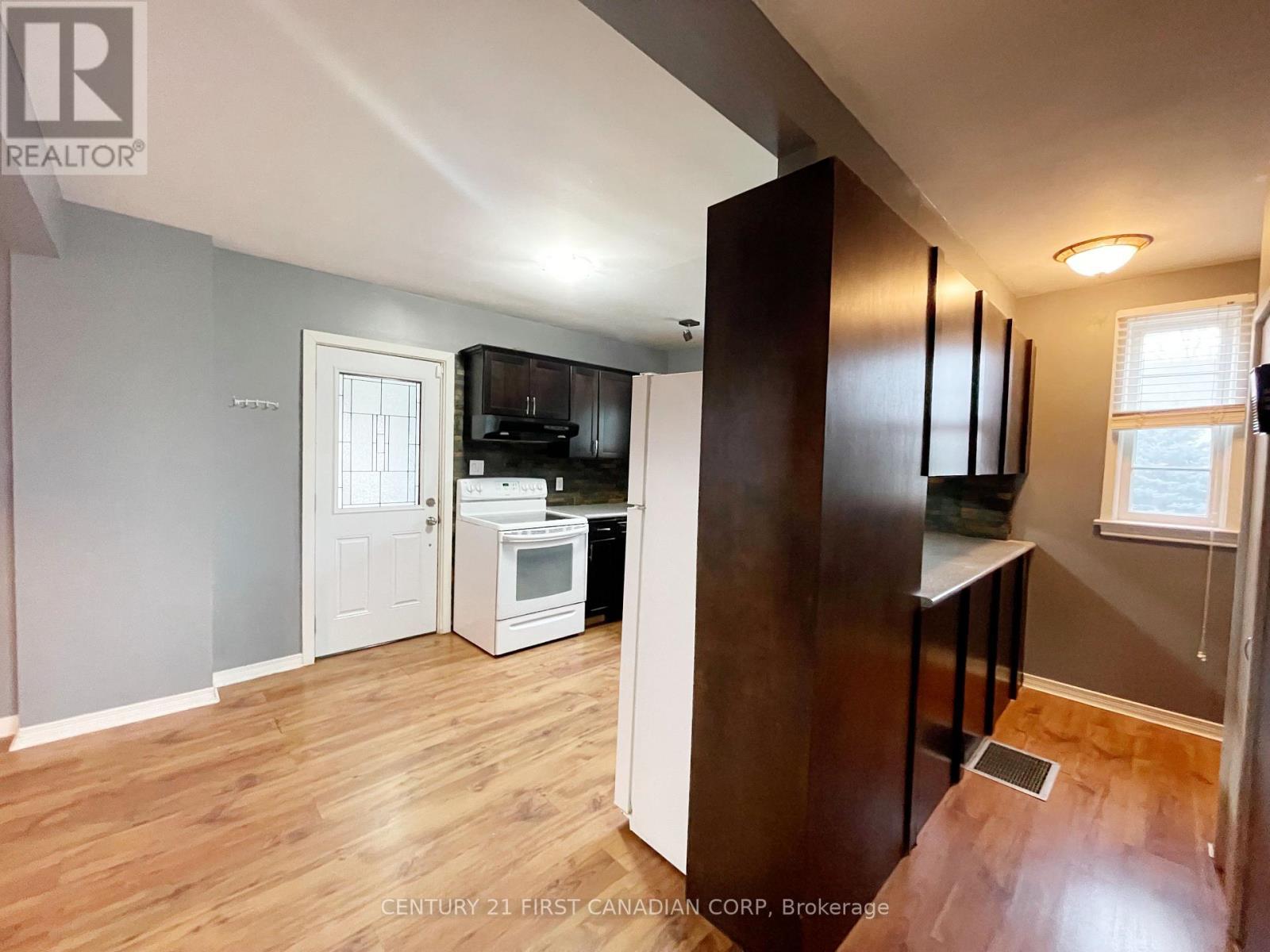 64 Edward Street, St. Thomas, Ontario  N5P 1Y6 - Photo 13 - X12702524