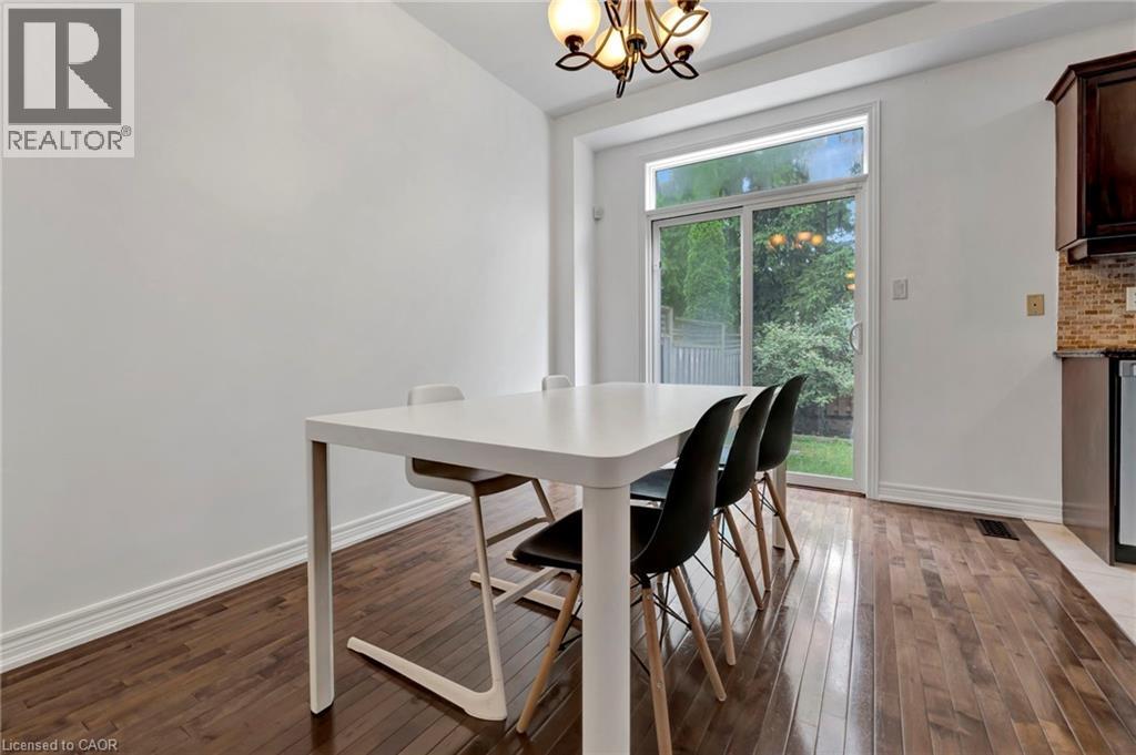 400 Stonehenge Drive Unit# 21, Ancaster, Ontario  L9K 0A2 - Photo 13 - 40798665