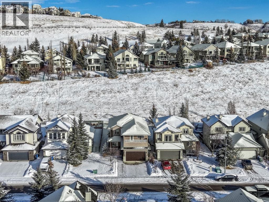 187 Gleneagles View, Cochrane, Alberta  T4C 1W2 - Photo 3 - A2279457