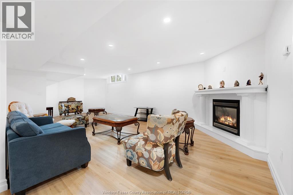 1075 Stoneybrook, Windsor, Ontario  N9G 2Y3 - Photo 37 - 26001288