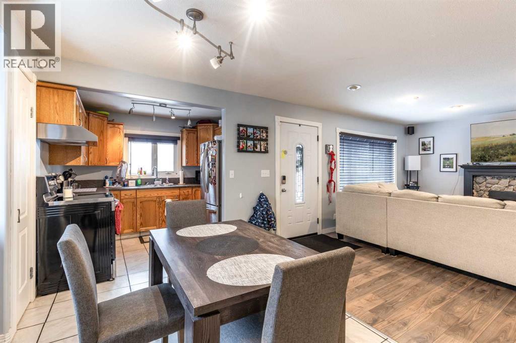 19 9 Street SW, Medicine Hat, Alberta  T1A 4N5 - Photo 11 - A2272462