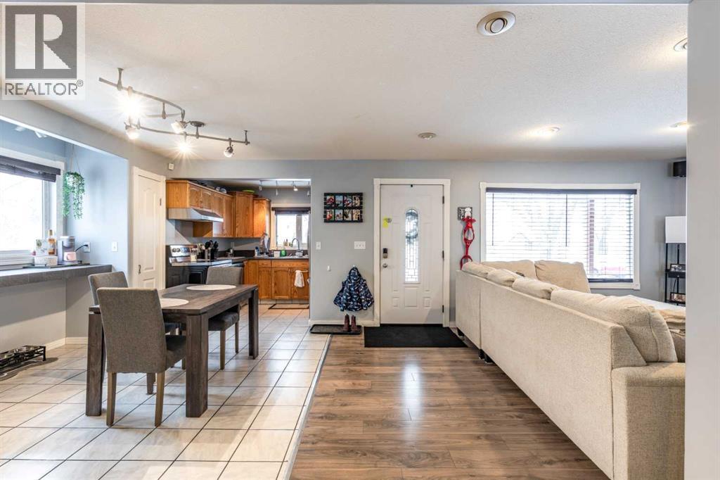 19 9 Street SW, Medicine Hat, Alberta  T1A 4N5 - Photo 10 - A2272462
