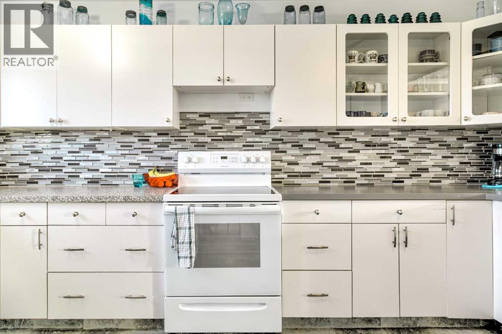 135 5 Avenue E, Cardston, Alberta  T0K 0K0 - Photo 13 - A2279743