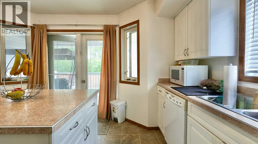 10302 83 Street, Peace River, Alberta  T8S 1Y1 - Photo 22 - A2279748